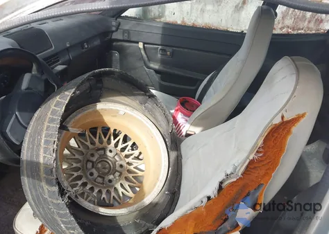 1980 Porsche 924 из США, поврежденный, VIN 92A0430388